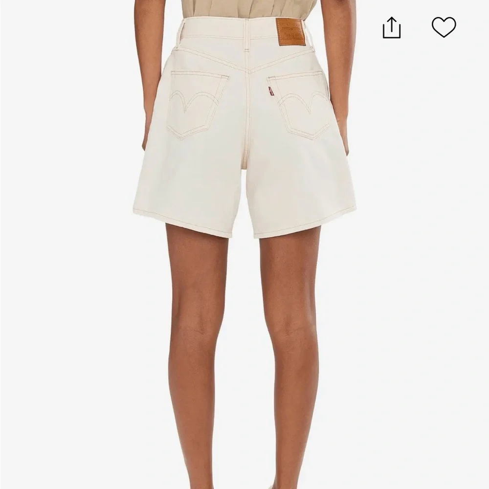 Levi's Cream High-Rise baggy Denim Shorts